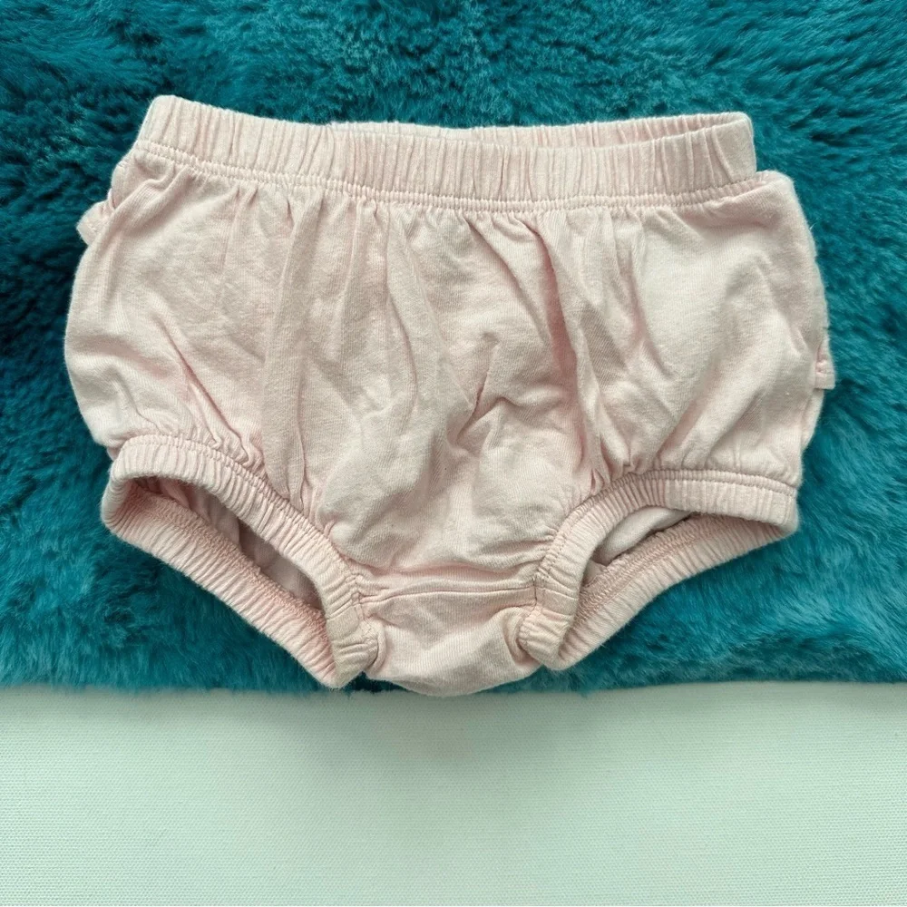 Old Navy Baby Girl Bloomer Size 3-6Months
